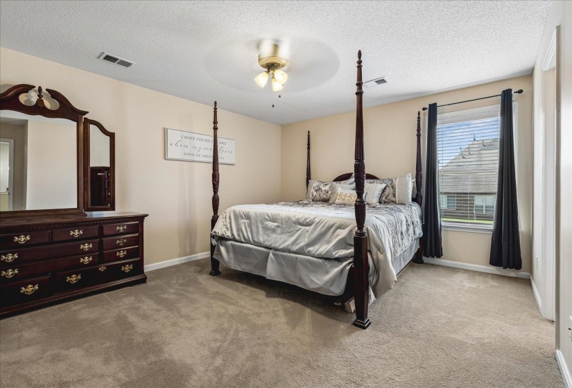 8817 BRUNSWICK FARMS DR, Bartlett, Tennessee 38002, 4 Bedrooms Bedrooms, 9 Rooms Rooms,3 BathroomsBathrooms,Residential,For Sale,BRUNSWICK FARMS,10225279