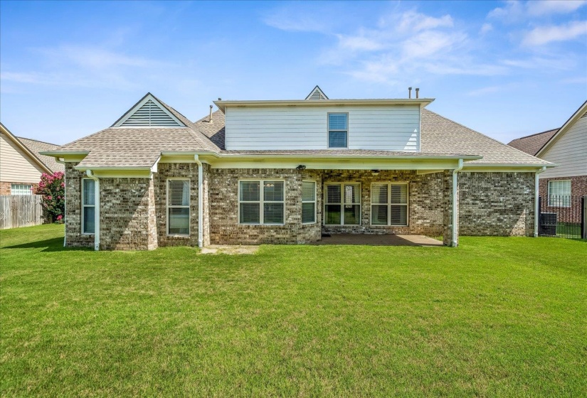 8817 BRUNSWICK FARMS DR, Bartlett, Tennessee 38002, 4 Bedrooms Bedrooms, 9 Rooms Rooms,3 BathroomsBathrooms,Residential,For Sale,BRUNSWICK FARMS,10225279