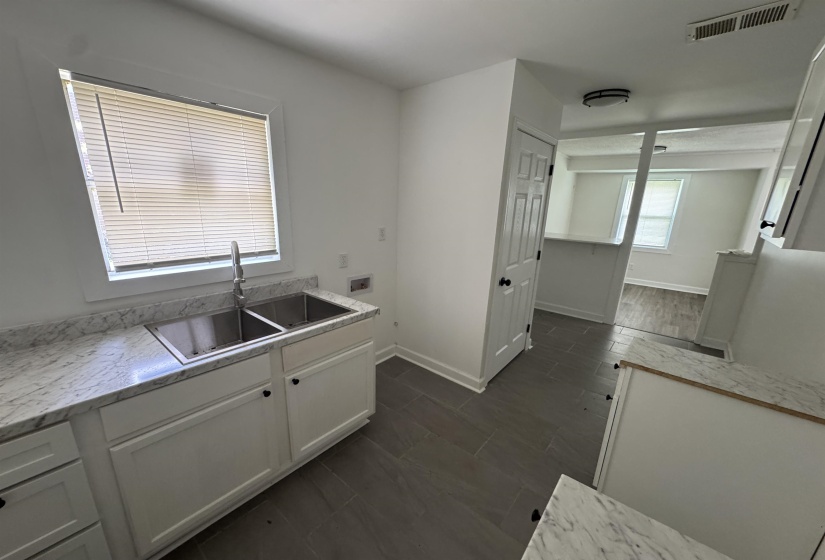 736 ST PAUL AVE, Memphis, Tennessee 38126, 3 Bedroom Bedrooms, 5 Room Rooms,1 BathroomBathrooms,Residential,For Sale,ST PAUL,0,10225280
