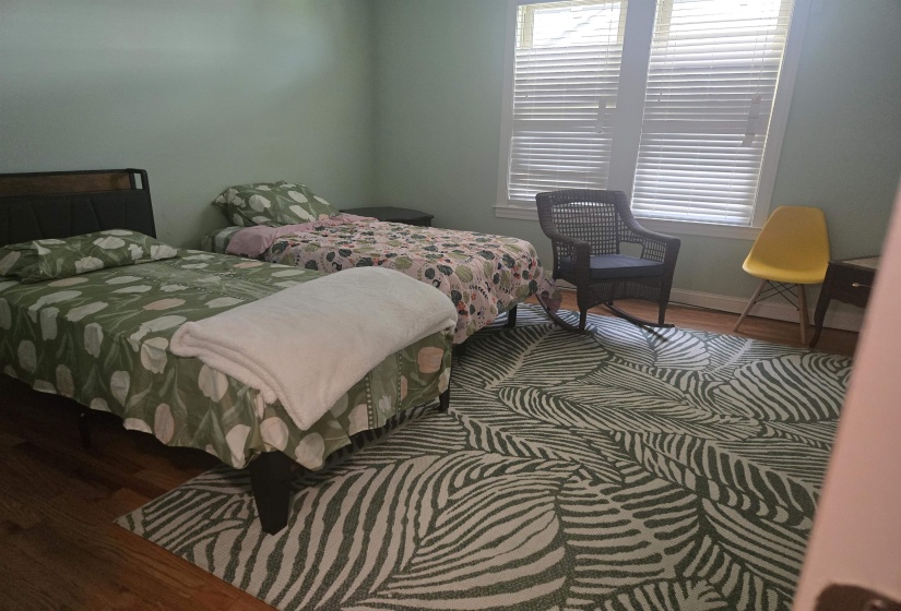 1165 PARKWAY ST, Memphis, Tennessee 38105, 4 Bedroom Bedrooms, 7 Room Rooms,2.1 BathroomBathrooms,Residential,For Sale,PARKWAY,0,10225281