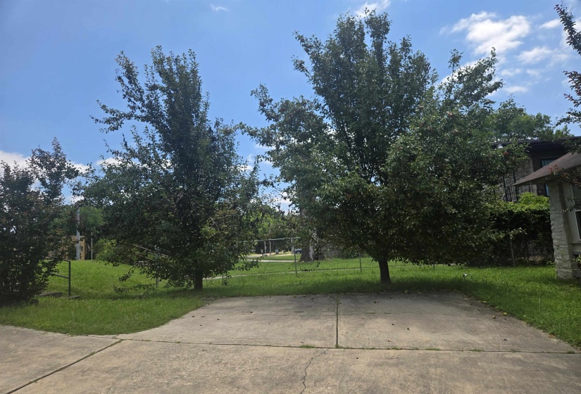 1165 PARKWAY ST, Memphis, Tennessee 38105, 4 Bedroom Bedrooms, 7 Room Rooms,2.1 BathroomBathrooms,Residential,For Sale,PARKWAY,0,10225281