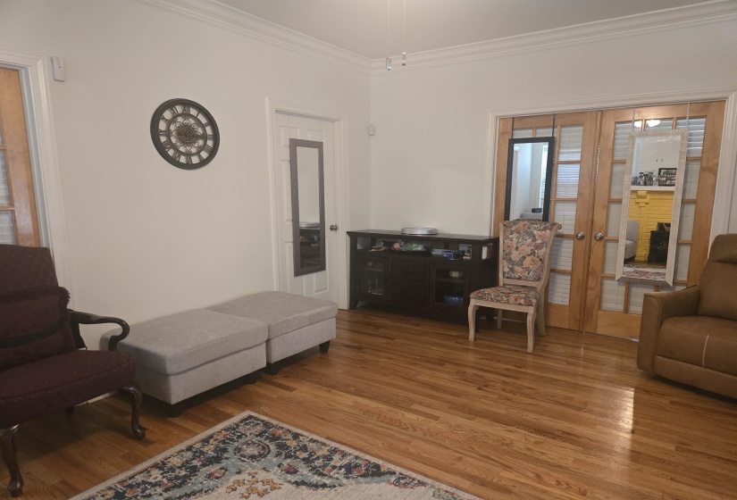 1165 PARKWAY ST, Memphis, Tennessee 38105, 4 Bedroom Bedrooms, 7 Room Rooms,2.1 BathroomBathrooms,Residential,For Sale,PARKWAY,0,10225281