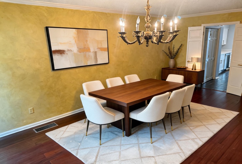 6913 CLIMPING RD, Memphis, Tennessee 38119, 3 Bedroom Bedrooms, 8 Room Rooms,2.1 BathroomBathrooms,Residential,For Sale,CLIMPING,0,10225283