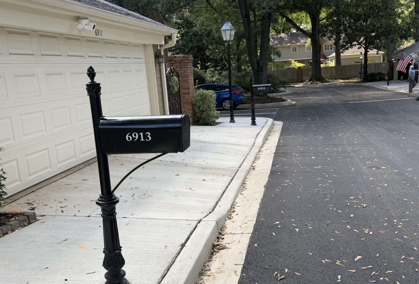 6913 CLIMPING RD, Memphis, Tennessee 38119, 3 Bedroom Bedrooms, 8 Room Rooms,2.1 BathroomBathrooms,Residential,For Sale,CLIMPING,0,10225283