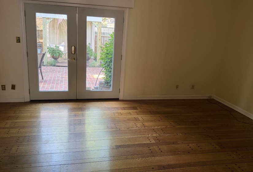 6913 CLIMPING RD, Memphis, Tennessee 38119, 3 Bedroom Bedrooms, 8 Room Rooms,2.1 BathroomBathrooms,Residential,For Sale,CLIMPING,0,10225283
