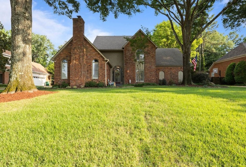 8627 HAVENHURST DR, Germantown, Tennessee 38138, 4 Bedrooms Bedrooms, 9 Rooms Rooms,3.1 BathroomsBathrooms,Residential,For Sale,HAVENHURST,10225296