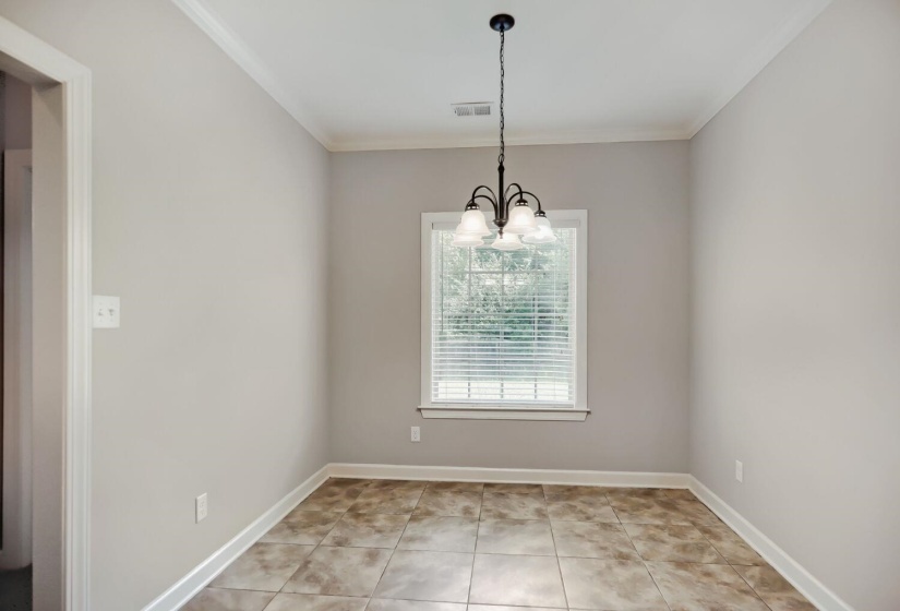 7915 COUNTRY LAKE DR, Bartlett, Tennessee 38133, 4 Bedroom Bedrooms, 8 Room Rooms,3 BathroomBathrooms,Residential,For Sale,COUNTRY LAKE,0,10225303