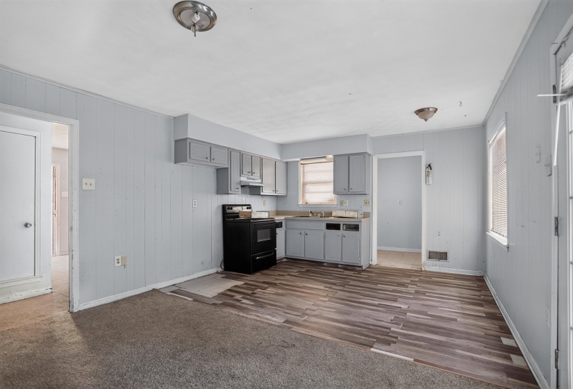 2794 LAKE PARK RD, Memphis, Tennessee 38127, 3 Bedroom Bedrooms, 6 Room Rooms,1.1 BathroomBathrooms,Residential,For Sale,LAKE PARK,0,10225304