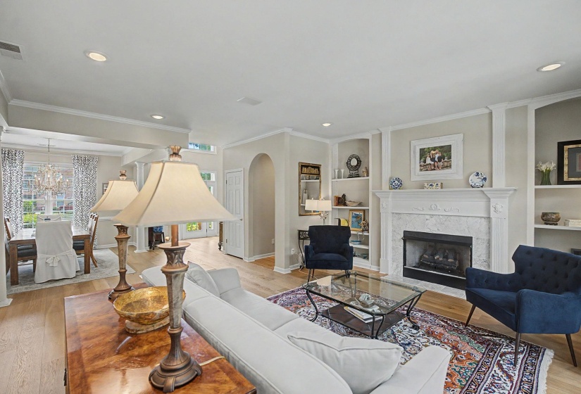 1951 CHELSEA PARK DR, Germantown, Tennessee 38139, 5 Bedrooms Bedrooms, 9 Rooms Rooms,3.1 BathroomsBathrooms,Residential,For Sale,CHELSEA PARK,10225308
