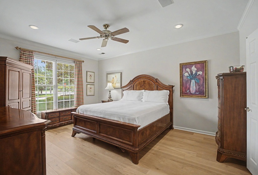 1951 CHELSEA PARK DR, Germantown, Tennessee 38139, 5 Bedrooms Bedrooms, 9 Rooms Rooms,3.1 BathroomsBathrooms,Residential,For Sale,CHELSEA PARK,10225308