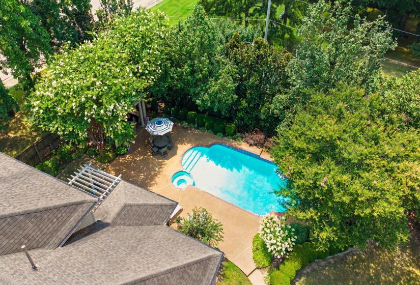 1951 CHELSEA PARK DR, Germantown, Tennessee 38139, 5 Bedrooms Bedrooms, 9 Rooms Rooms,3.1 BathroomsBathrooms,Residential,For Sale,CHELSEA PARK,10225308