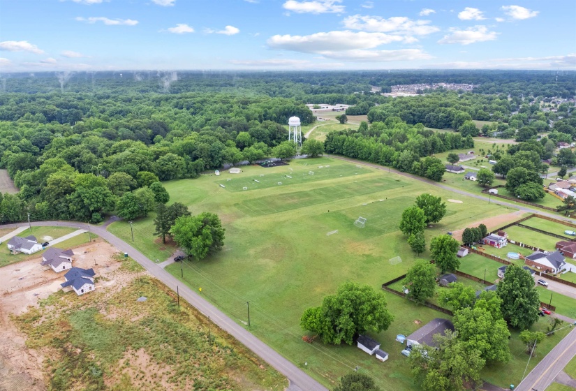 140 WALKER FIELD RD, Munford, Tennessee 38058, 2 Bedrooms Bedrooms, 6 Rooms Rooms,1 BathroomBathrooms,Residential,For Sale,WALKER FIELD,10225322