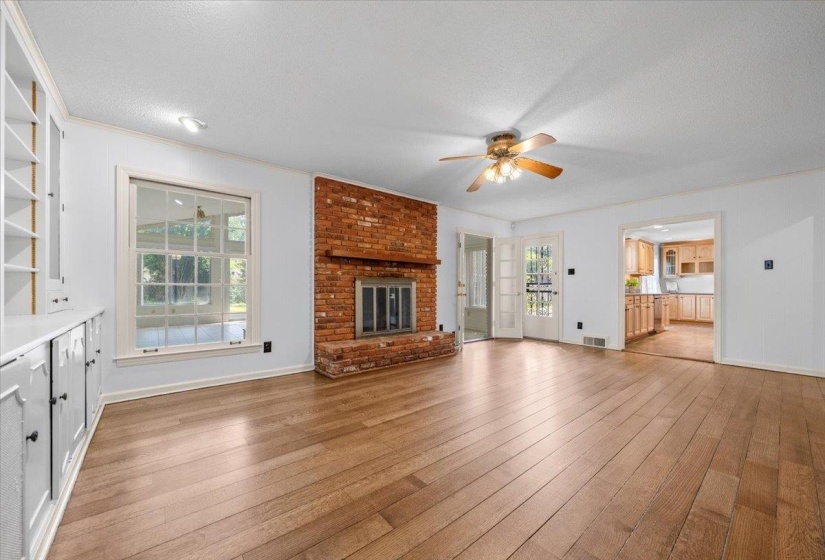 5409 SYCAMORE GROVE LN, Memphis, Tennessee 38120, 5 Bedroom Bedrooms, 10 Room Rooms,3.1 BathroomBathrooms,Residential,For Sale,SYCAMORE GROVE,0,10225326