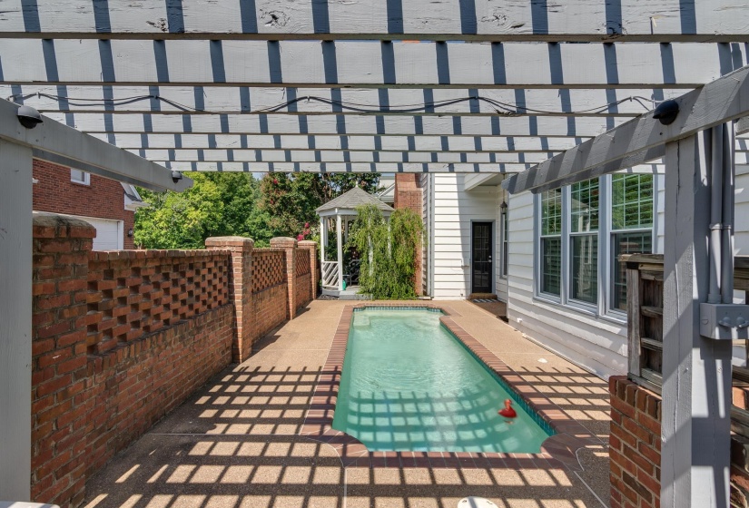 1180 CHAPEL PARK BLVD, Memphis, Tennessee 38016, 3 Bedroom Bedrooms, 7 Room Rooms,2.1 BathroomBathrooms,Residential,For Sale,CHAPEL PARK,0,10225328