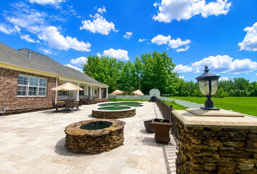 3285 SHADOWOOD LN, Corinth, Mississippi 38834, 3 Bedrooms Bedrooms, 10 Rooms Rooms,2.1 BathroomsBathrooms,Residential,For Sale,SHADOWOOD,10225334
