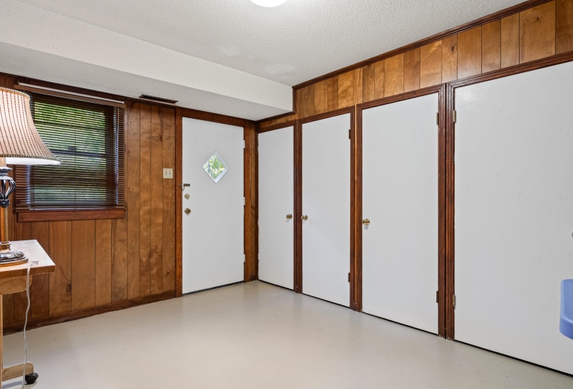 6200 MILLINGTON RD, Millington, Tennessee 38053, 3 Bedrooms Bedrooms, 4 Rooms Rooms,1.1 BathroomsBathrooms,Residential,For Sale,MILLINGTON,10225335