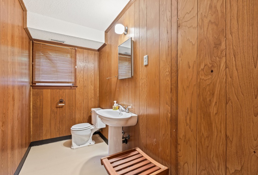 6200 MILLINGTON RD, Millington, Tennessee 38053, 3 Bedrooms Bedrooms, 4 Rooms Rooms,1.1 BathroomsBathrooms,Residential,For Sale,MILLINGTON,10225335