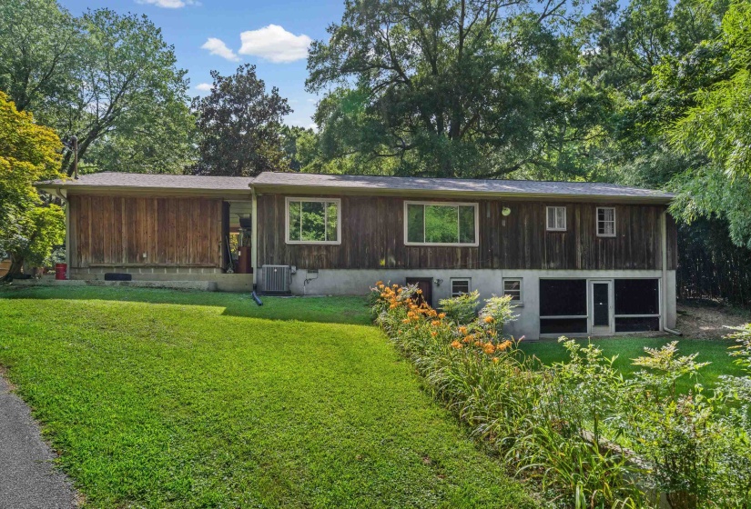 6200 MILLINGTON RD, Millington, Tennessee 38053, 3 Bedrooms Bedrooms, 4 Rooms Rooms,1.1 BathroomsBathrooms,Residential,For Sale,MILLINGTON,10225335