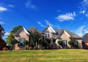 9374 LAUREL HILL DR, Lakeland, Tennessee 38002, 5 Bedrooms Bedrooms, 10 Rooms Rooms,3 BathroomsBathrooms,Residential,For Sale,LAUREL HILL,10225343