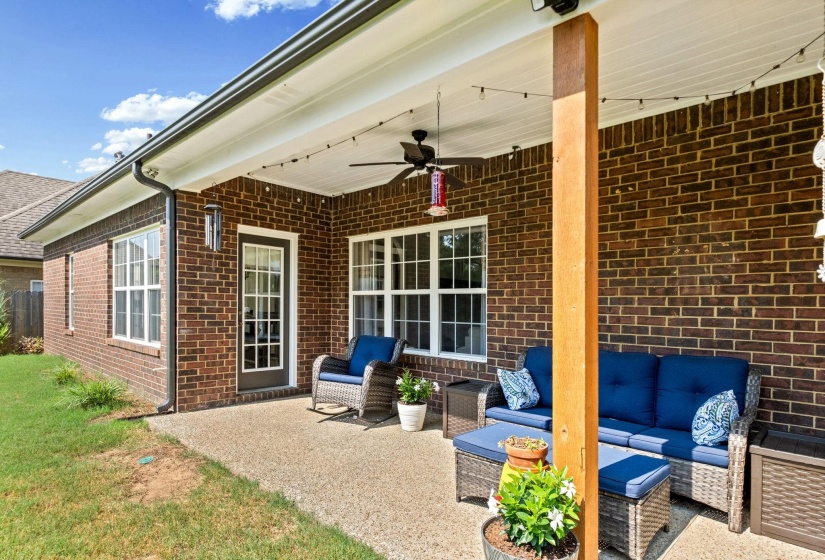 2360 DELLA ST, Hernando, Mississippi 38632, 3 Bedrooms Bedrooms, 9 Rooms Rooms,2 BathroomsBathrooms,Residential,For Sale,DELLA,10225345