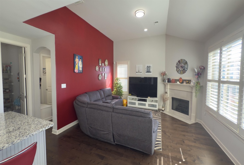1217 PILGRIM RIDGE RD, Collierville, Tennessee 38017, 5 Bedroom Bedrooms, 9 Room Rooms,3.1 BathroomBathrooms,Rental Properties,For Sale,PILGRIM RIDGE,0,10225372