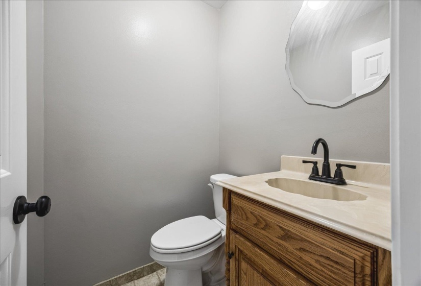 1090 MARTINSBURG CV, Collierville, Tennessee 38017, 4 Bedrooms Bedrooms, 8 Rooms Rooms,2.1 BathroomsBathrooms,Residential,For Sale,MARTINSBURG,10225362