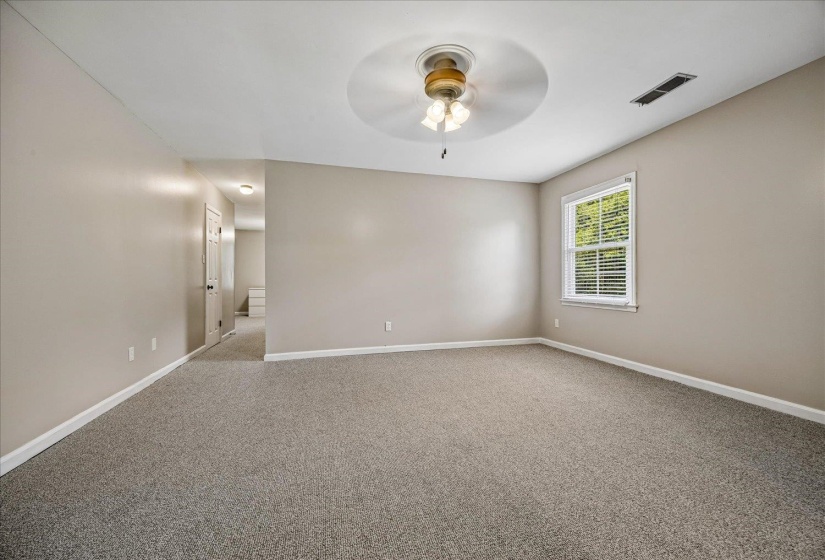 1090 MARTINSBURG CV, Collierville, Tennessee 38017, 4 Bedrooms Bedrooms, 8 Rooms Rooms,2.1 BathroomsBathrooms,Residential,For Sale,MARTINSBURG,10225362
