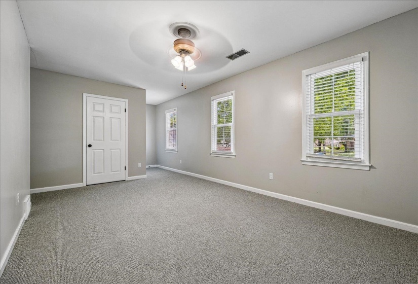 1090 MARTINSBURG CV, Collierville, Tennessee 38017, 4 Bedrooms Bedrooms, 8 Rooms Rooms,2.1 BathroomsBathrooms,Residential,For Sale,MARTINSBURG,10225362