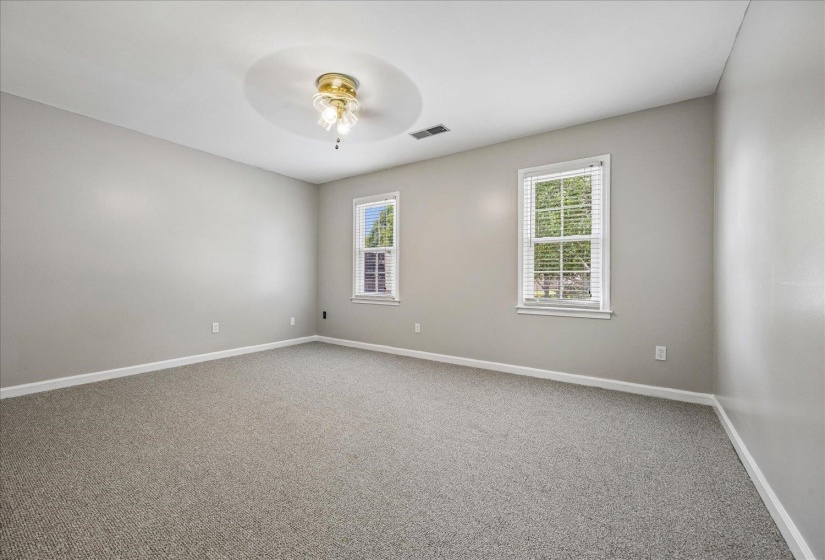 1090 MARTINSBURG CV, Collierville, Tennessee 38017, 4 Bedrooms Bedrooms, 8 Rooms Rooms,2.1 BathroomsBathrooms,Residential,For Sale,MARTINSBURG,10225362