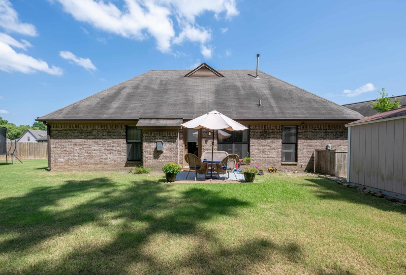 8862 FLATTS MEADOW CV, Bartlett, Tennessee 38002, 4 Bedrooms Bedrooms, 7 Rooms Rooms,2 BathroomsBathrooms,Residential,For Sale,FLATTS MEADOW,10225363