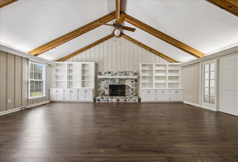 145 WOODBRIDGE CV, Somerville, Tennessee 38068, 4 Bedrooms Bedrooms, 8 Rooms Rooms,3.1 BathroomsBathrooms,Residential,For Sale,WOODBRIDGE,10225367