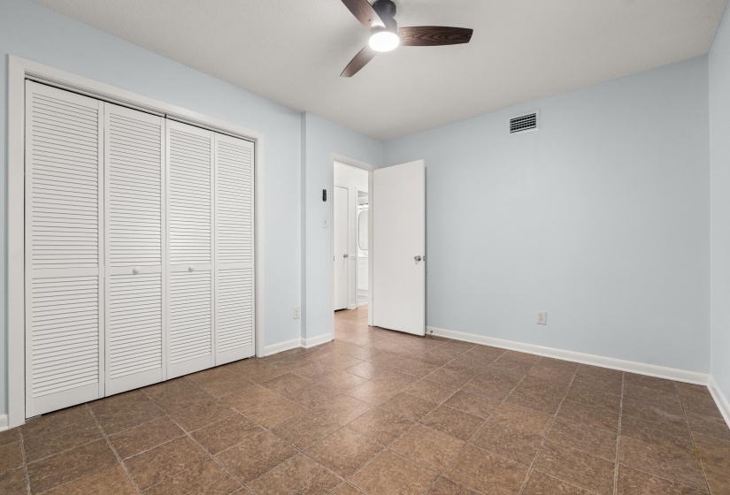 2885 CLEARBROOK ST, Memphis, Tennessee 38118, 3 Bedrooms Bedrooms, 6 Rooms Rooms,1 BathroomBathrooms,Residential,For Sale,CLEARBROOK,10225376