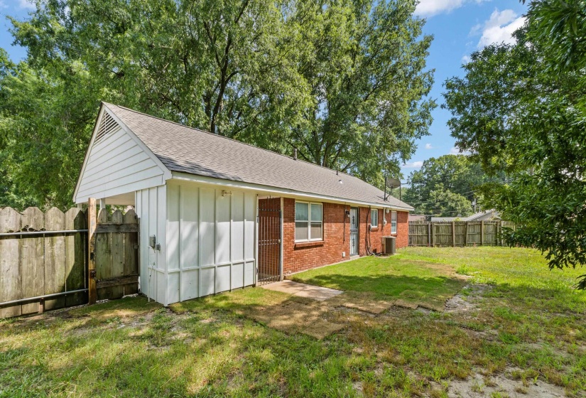 2885 CLEARBROOK ST, Memphis, Tennessee 38118, 3 Bedrooms Bedrooms, 6 Rooms Rooms,1 BathroomBathrooms,Residential,For Sale,CLEARBROOK,10225376