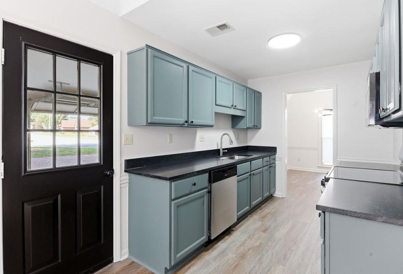 862 RADIANCE DR, Memphis, Tennessee 38018, 3 Bedrooms Bedrooms, 7 Rooms Rooms,2 BathroomsBathrooms,Residential,For Sale,RADIANCE,10225379
