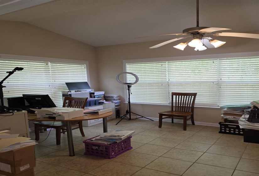 7253 ROURKE CIR, Memphis, Tennessee 38125, 5 Bedroom Bedrooms, 10 Room Rooms,4 BathroomBathrooms,Residential,For Sale,ROURKE,0,10225389
