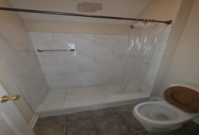 7253 ROURKE CIR, Memphis, Tennessee 38125, 5 Bedroom Bedrooms, 10 Room Rooms,4 BathroomBathrooms,Residential,For Sale,ROURKE,0,10225389