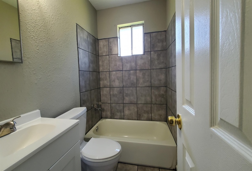 1024 WELLINGTON ST, Memphis, Tennessee 38126, 2 Bedroom Bedrooms, 5 Room Rooms,1 BathroomBathrooms,Rental Properties,For Sale,WELLINGTON,0,10225399