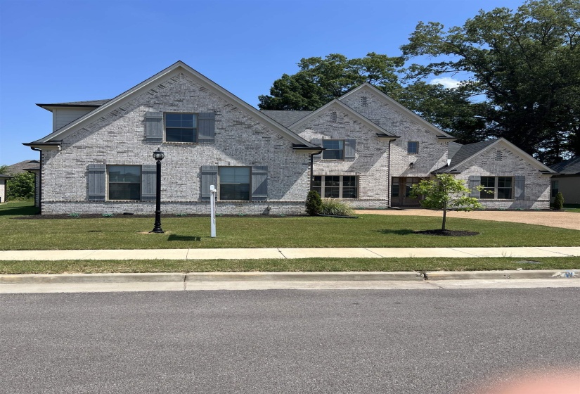9746 WOODLAND FOX LN, Cordova, Tennessee 38018, 4 Bedrooms Bedrooms, 9 Rooms Rooms,3.1 BathroomsBathrooms,Rental Properties,For Sale,WOODLAND FOX,10225434