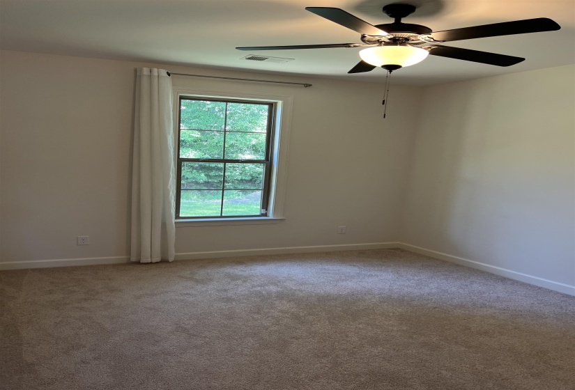 9746 WOODLAND FOX LN, Cordova, Tennessee 38018, 4 Bedrooms Bedrooms, 9 Rooms Rooms,3.1 BathroomsBathrooms,Rental Properties,For Sale,WOODLAND FOX,10225434