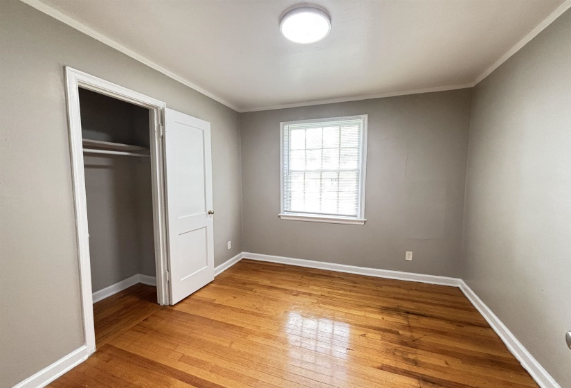 1065 LARRY LN, Memphis, Tennessee 38122, 3 Bedrooms Bedrooms, 5 Rooms Rooms,1 BathroomBathrooms,Rental Properties,For Sale,LARRY,10225439