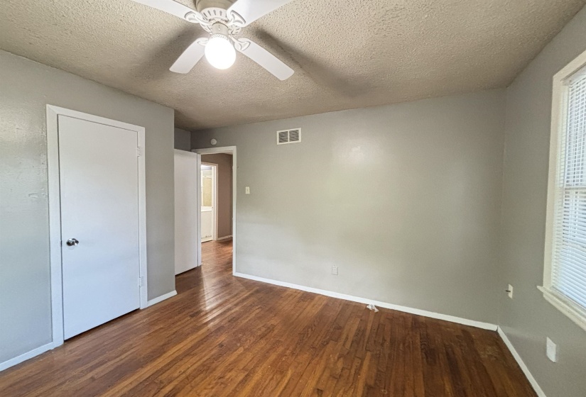 4694 MCCRORY AVE, Memphis, Tennessee 38122, 3 Bedrooms Bedrooms, 6 Rooms Rooms,1 BathroomBathrooms,Rental Properties,For Sale,MCCRORY,10225461