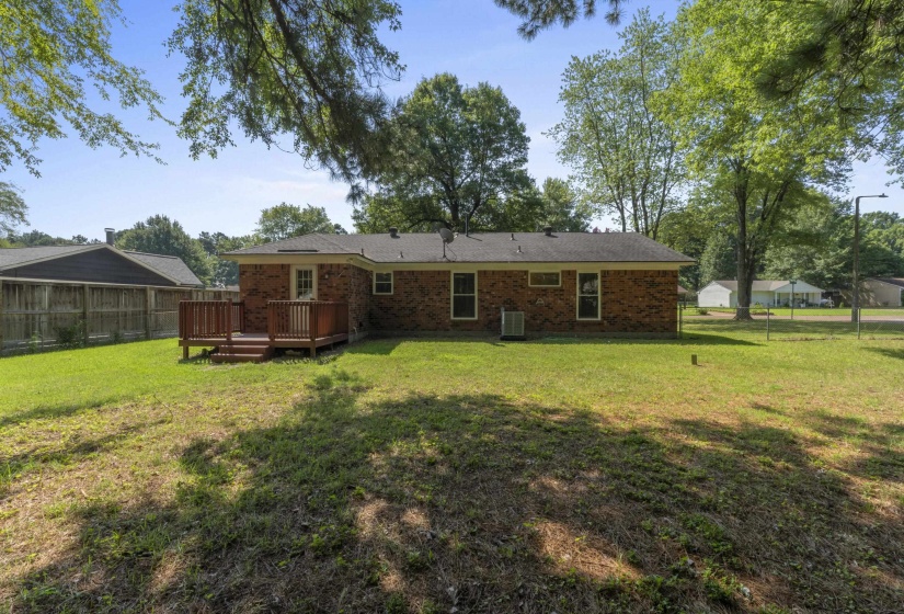 1019 GREENCLIFF RD, Collierville, Tennessee 38017, 3 Bedroom Bedrooms, 6 Room Rooms,1.1 BathroomBathrooms,Residential,For Sale,GREENCLIFF,0,10225224