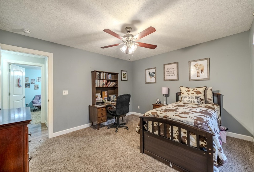 240 ROSEWOOD DR, Savannah, Tennessee 38372, 3 Bedrooms Bedrooms, 5 Rooms Rooms,2 BathroomsBathrooms,Residential,For Sale,ROSEWOOD,10225442