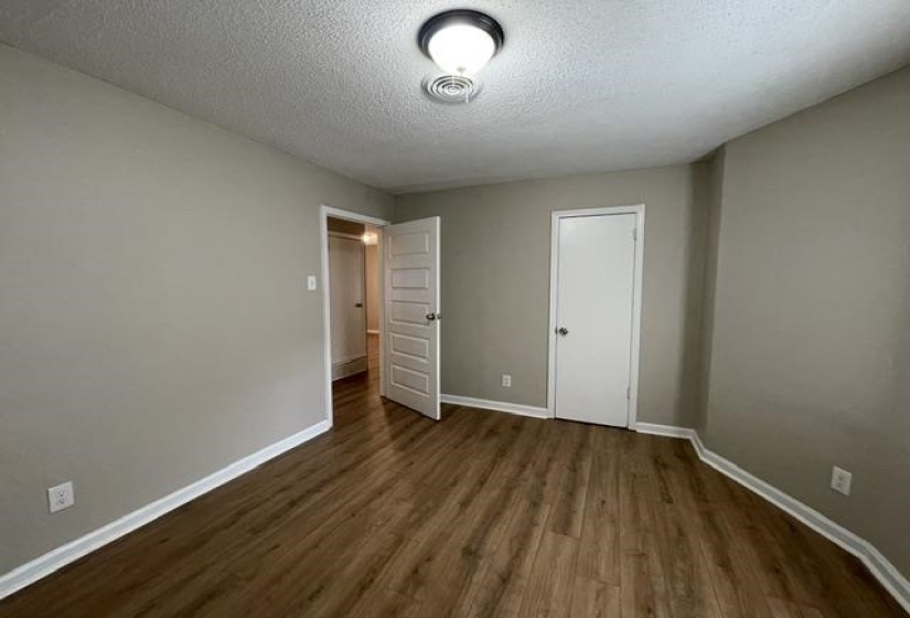 1008 WILLETT ST, Memphis, Tennessee 38114, 4 Bedroom Bedrooms, 6 Room Rooms,1 BathroomBathrooms,Residential,For Sale,WILLETT,0,10225455