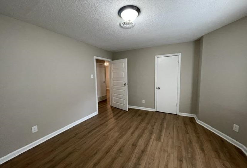 1008 WILLETT ST, Memphis, Tennessee 38114, 4 Bedroom Bedrooms, 6 Room Rooms,1 BathroomBathrooms,Residential,For Sale,WILLETT,0,10225455