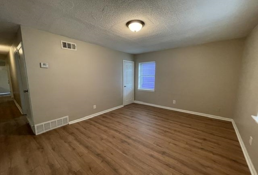1008 WILLETT ST, Memphis, Tennessee 38114, 4 Bedroom Bedrooms, 6 Room Rooms,1 BathroomBathrooms,Residential,For Sale,WILLETT,0,10225455