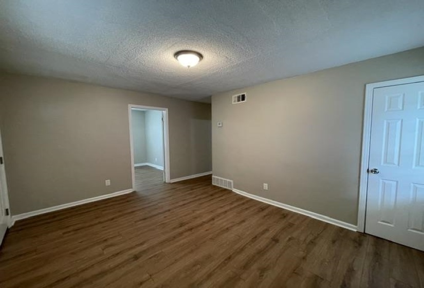 1008 WILLETT ST, Memphis, Tennessee 38114, 4 Bedroom Bedrooms, 6 Room Rooms,1 BathroomBathrooms,Residential,For Sale,WILLETT,0,10225455