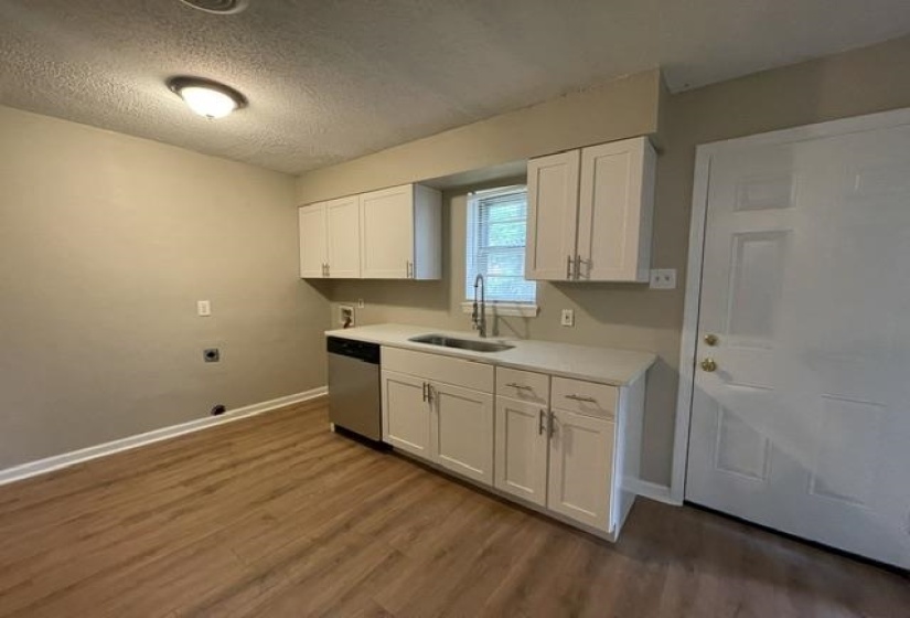 1008 WILLETT ST, Memphis, Tennessee 38114, 4 Bedroom Bedrooms, 6 Room Rooms,1 BathroomBathrooms,Residential,For Sale,WILLETT,0,10225455