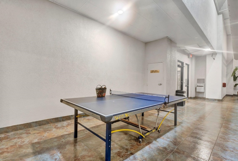 109 MAIN ST, Memphis, Tennessee 38103, 2 Bedroom Bedrooms, 4 Room Rooms,2 BathroomBathrooms,Residential,For Sale,MAIN,0,10225459