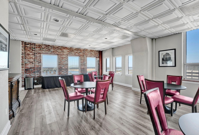 109 MAIN ST, Memphis, Tennessee 38103, 2 Bedroom Bedrooms, 4 Room Rooms,2 BathroomBathrooms,Residential,For Sale,MAIN,0,10225459